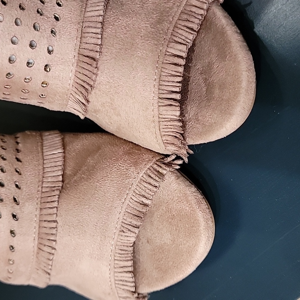 G.C. Shoes - Picture 7 of 7